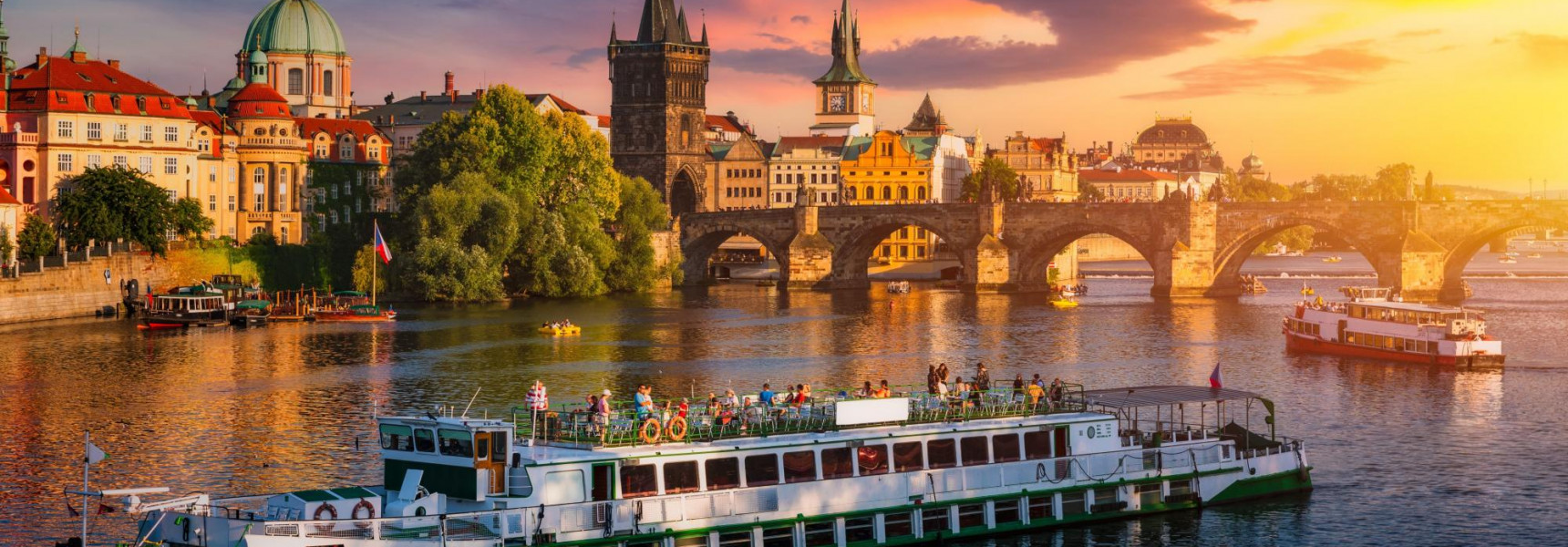 Top 5 Dinner Cruises in Prague