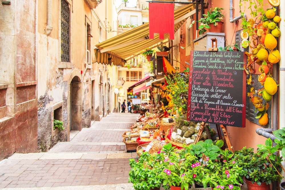 Introducing the Taormina Weekly Food Market 2