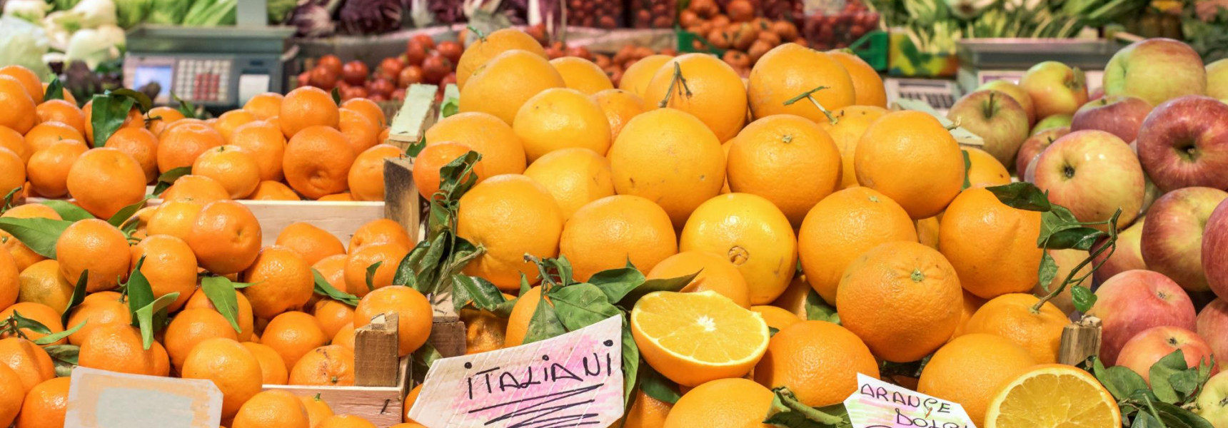 Introducing the Taormina Weekly Food Market